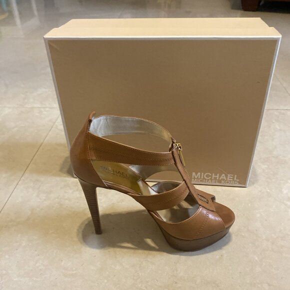 Michael Kors Berkley Platform Brown Platform Heel Sandal - Picture 6 of 10